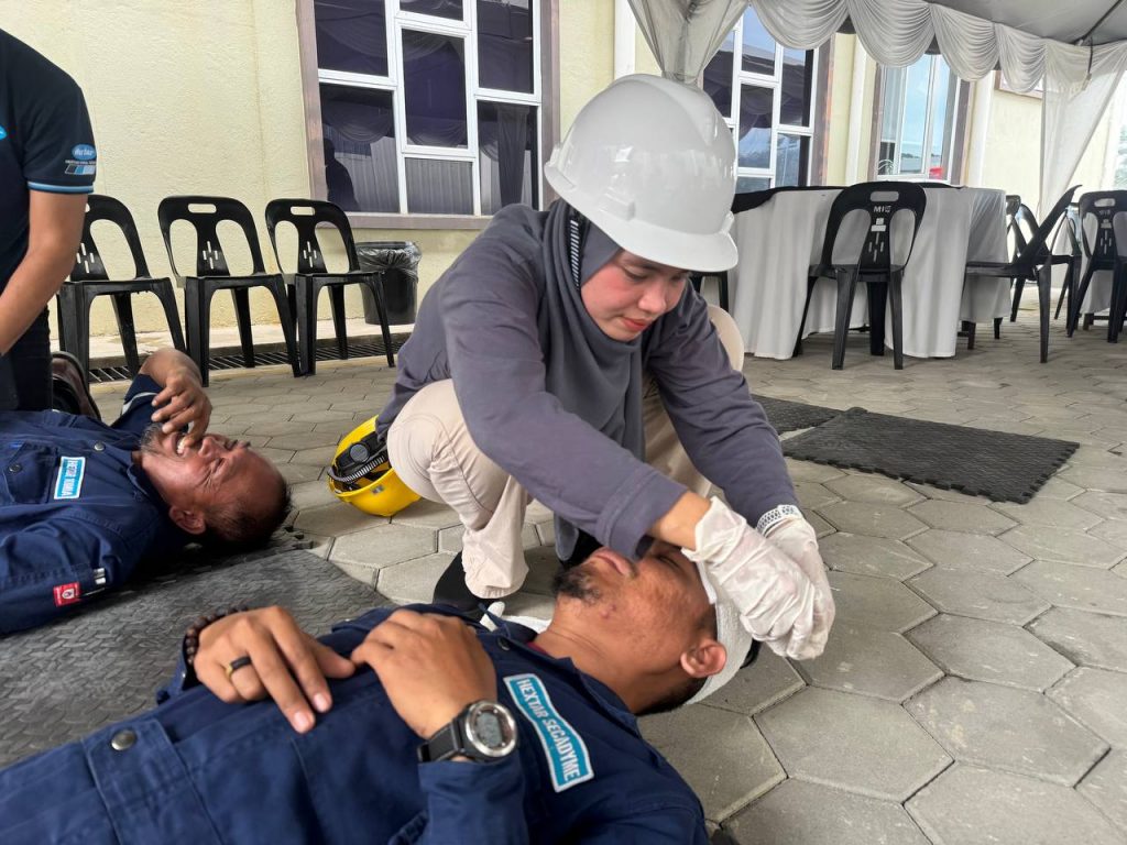 photo_6122728467934678448_y