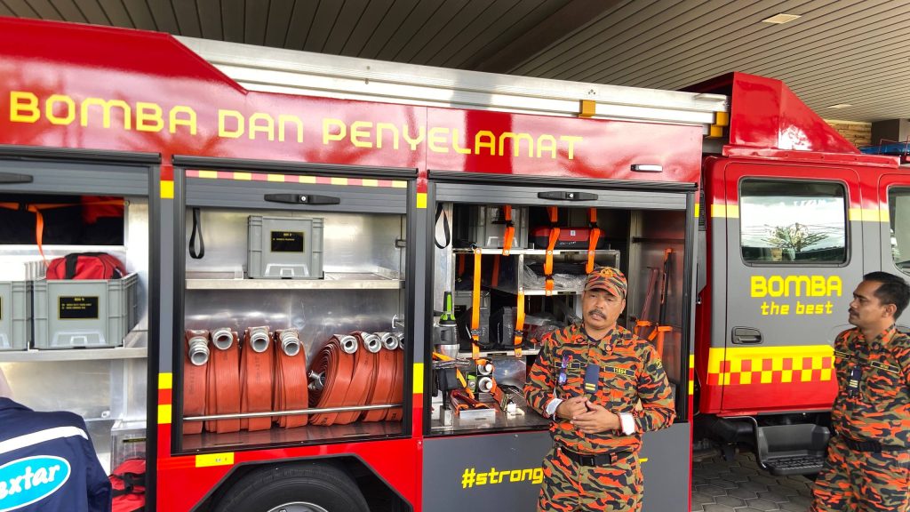 photo_6124980267748363393_w